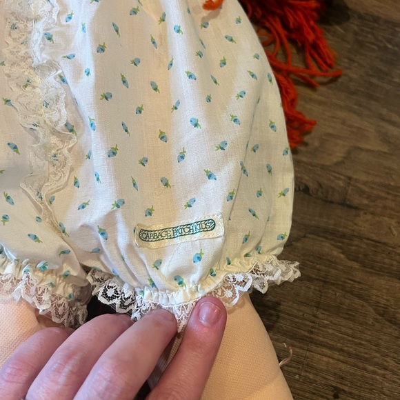 Vintage Cabbagepatch Kids Theresa Doll from 1982 - Picture 5 of 15